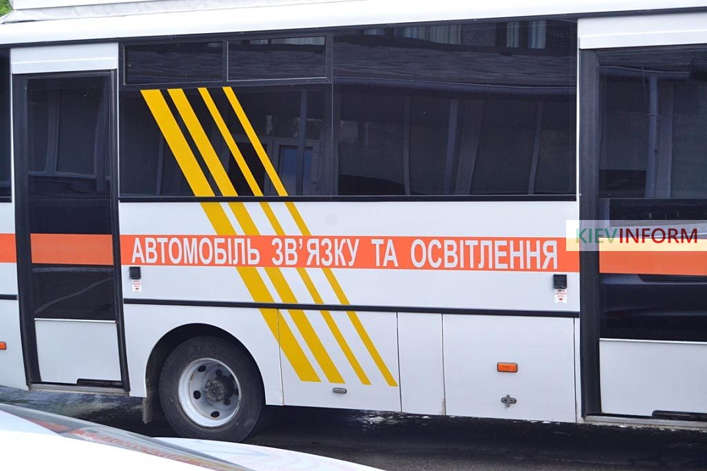 Під час пожежі у столиці врятували чоловіка