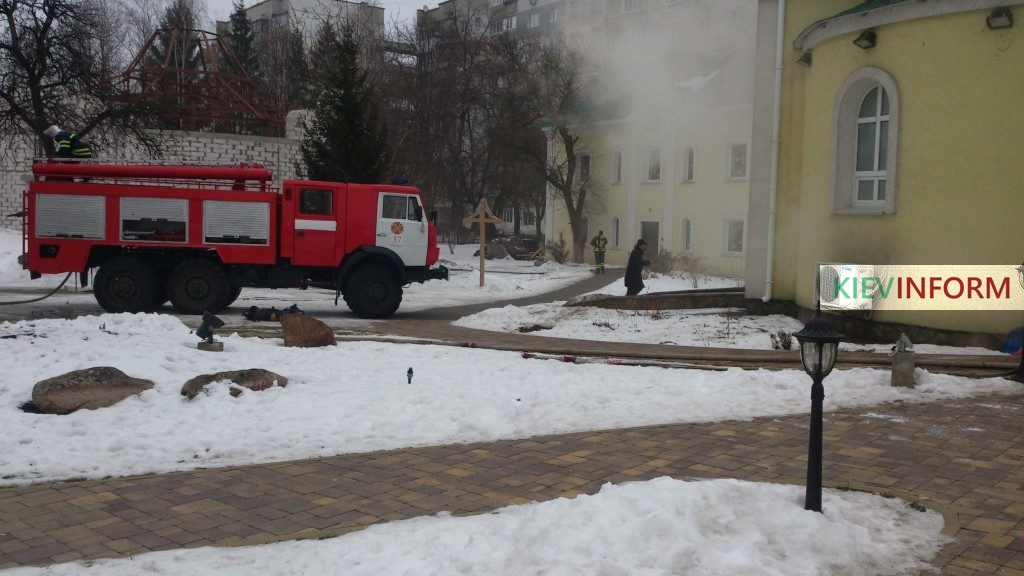 У Вишгороді горіла церква (ФОТО)