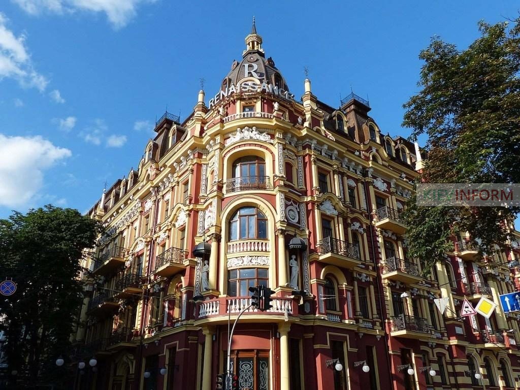 Історія розкішного будинку з буремною долею