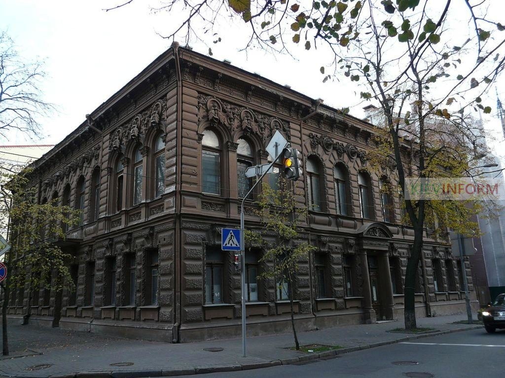 Столичний “Шоколадний будинок”: від маєтку мільйонера до мистецького центру