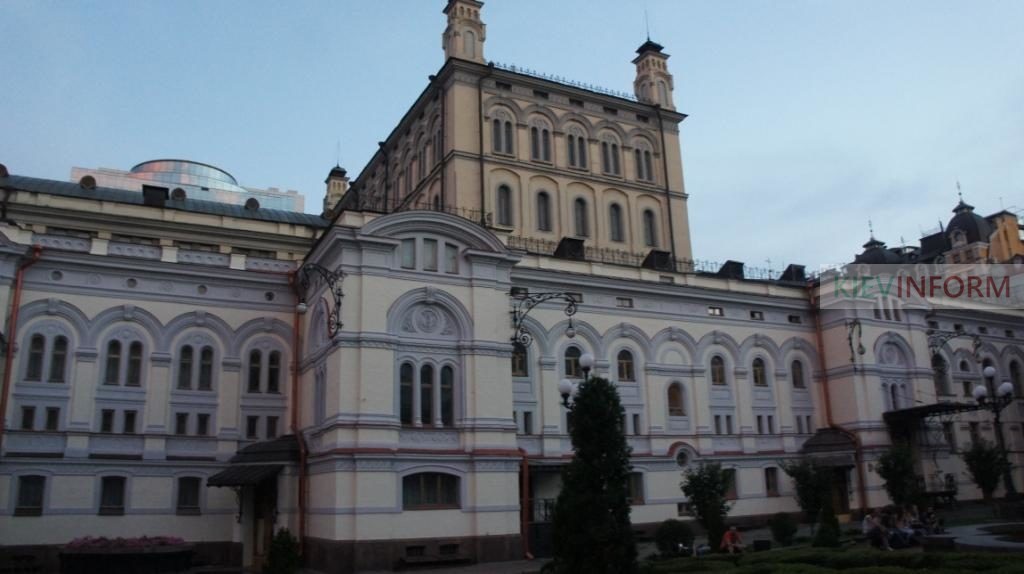 Пожежа, бомби та вбивство Столипіна: найповніша історія Київського оперного театру