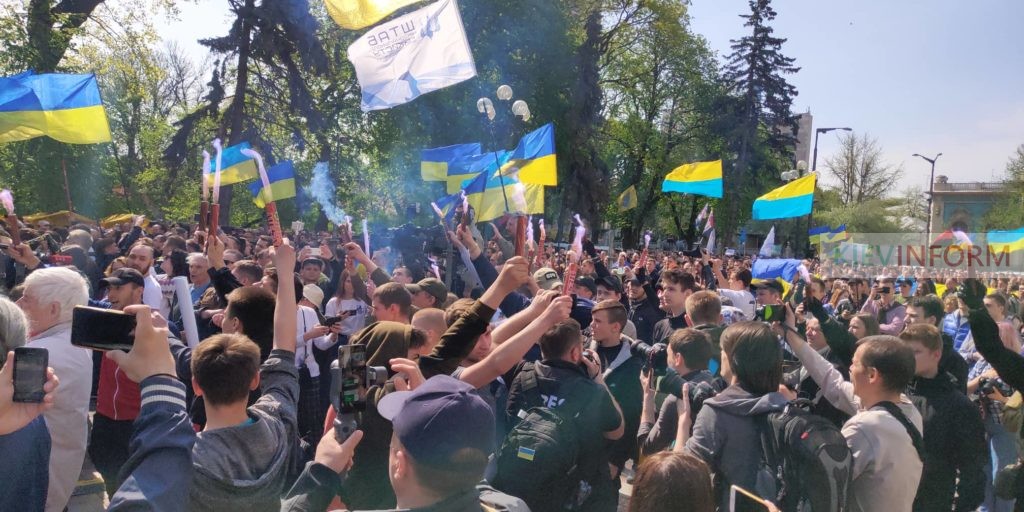 278 голосів “за”: Верховна Рада прийняла “мовний” закон