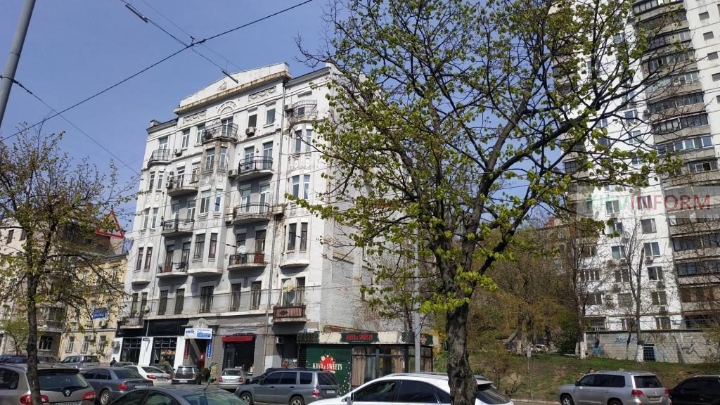 Загадковий Київ: будинки-тезки з Саксаганської вулиці