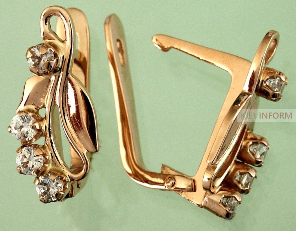 Золоті сережки це особистість та індивідуальність