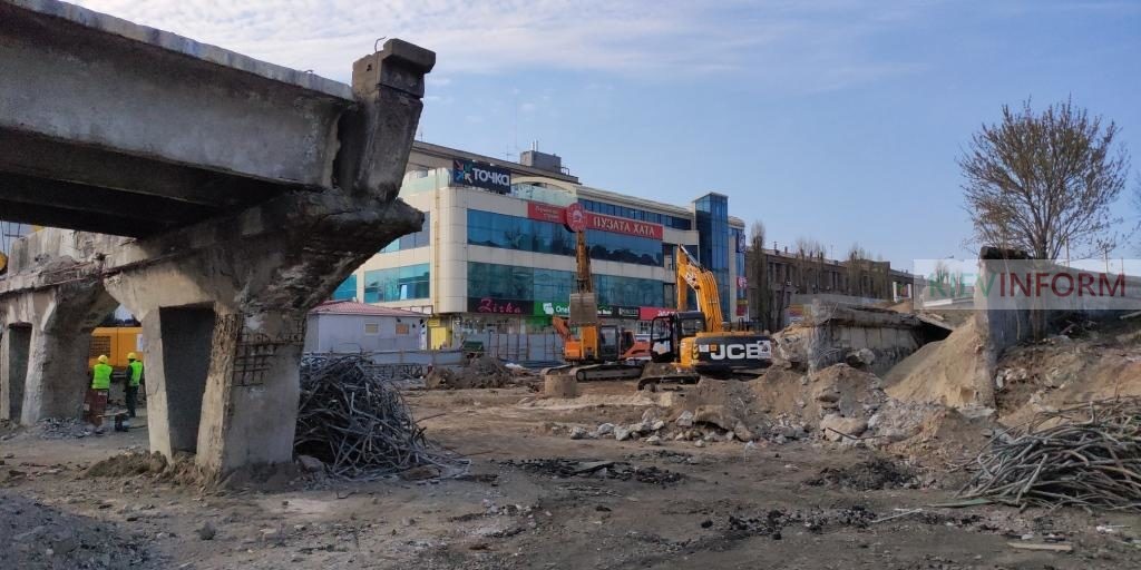 Увага! З вечора 12 до ранку 14 жовтня заборонять рух проспектом Перемоги для монтажу фрагменту Шулявського шляхопроводу