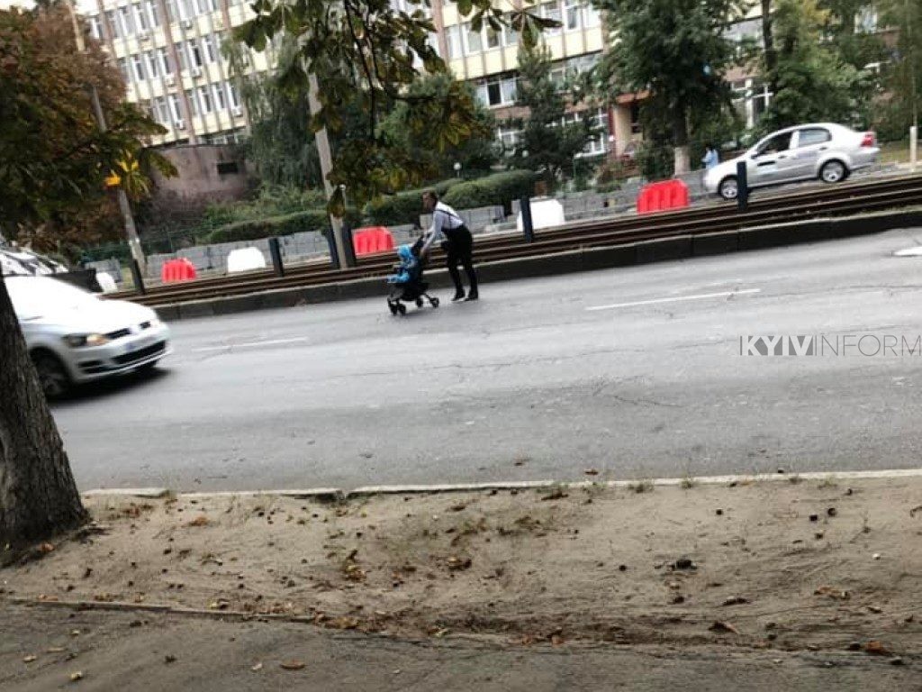 Дорога, Киев, горе мать