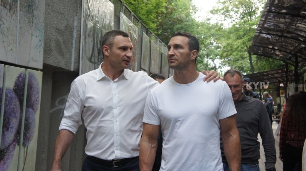 Кличко знову позиватиметься до “1+1” та більше не спілкуватиметься з журналістами каналу