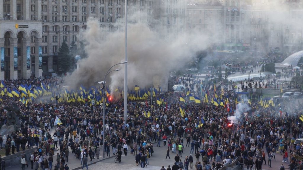 На мітинг «проти капітуляції» вийшли до 12 тисяч людей, порушень не було, — поліція