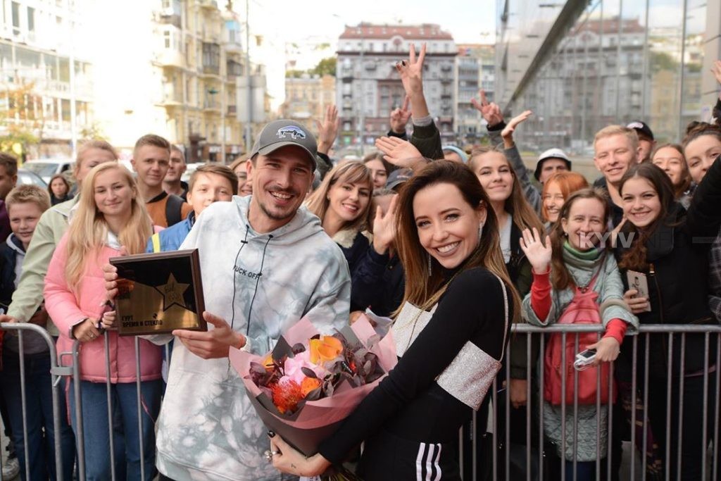 Популярний український гурт отримав іменну табличку на “алеї зірок” в Києві