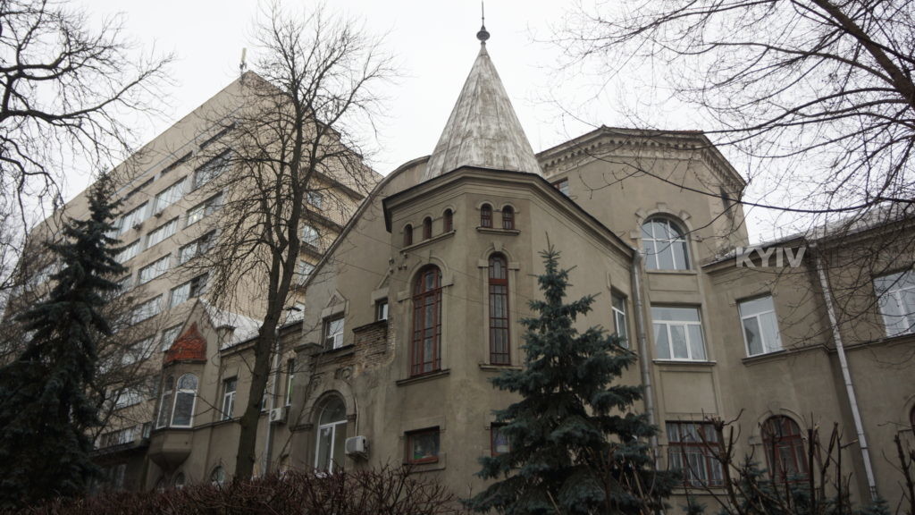 Лікарня-фортеця від лютеран в Києві