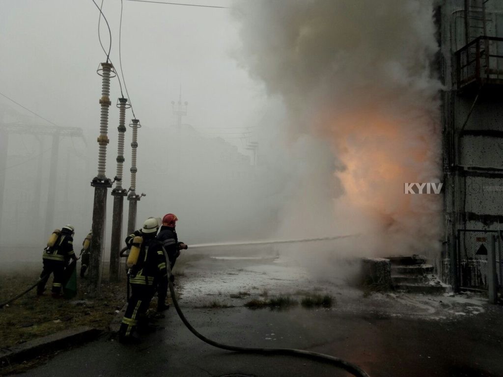 Рятувальники ліквідували пожежу в трансформаторній підстанції