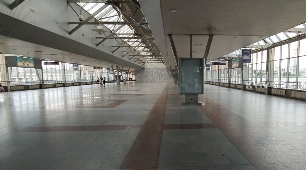 В Україні встановили нові обмеження у “червоних” карантинних зонах