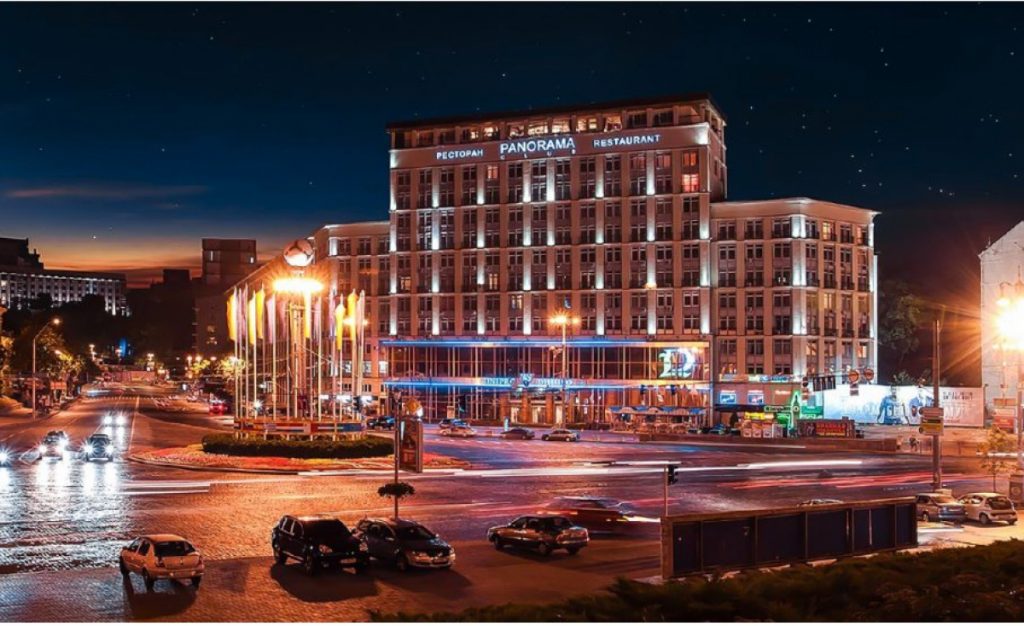 Готель Дніпро перетворять на Казино?