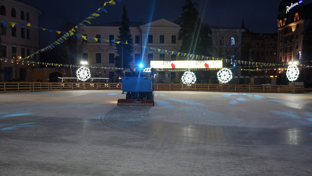 У Києві під час локдауну дозволять роботу ковзанок