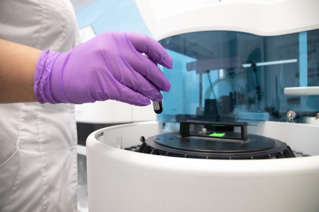 В Олександрівській лікарні первинним тестуванням виявлено шість випадків COVID-19 штаму «Дельта»