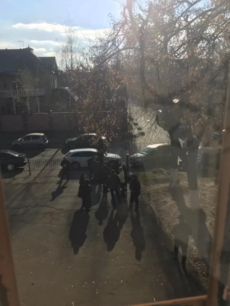 В Києві біля суду відбулась стрілянина