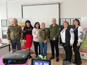 Фонд сприяння демократії Посольства США