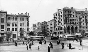 Велика Васильківська 45