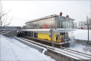 Метро Чернігівська