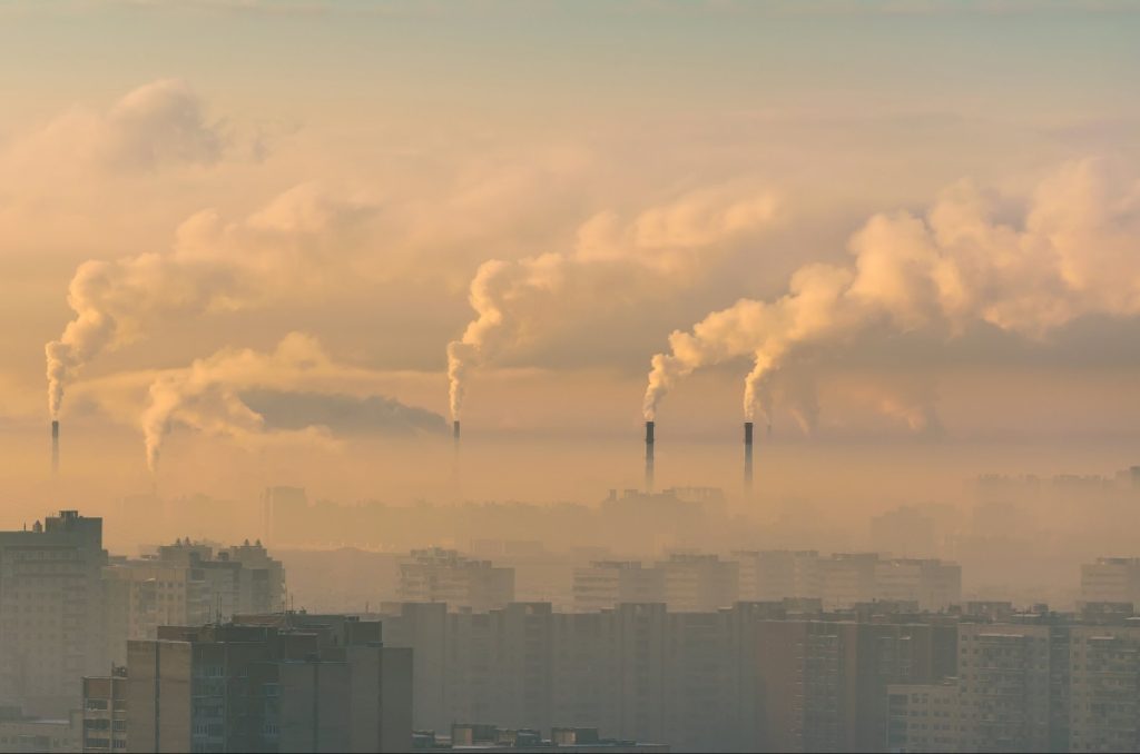 Столицю час від часу накриває смог. Названі причини