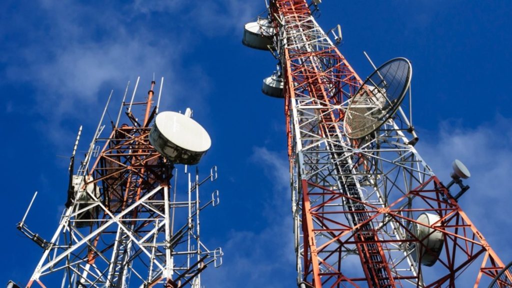 Рада підтримала закон, який пришвидшує будівництво мереж мобільного звʼязку