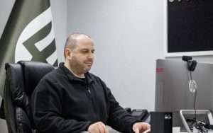 Рустем Умєров